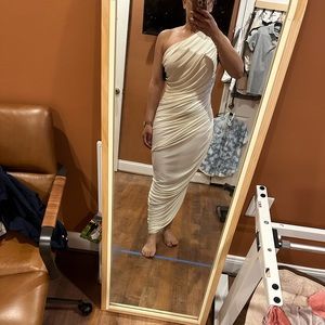 Norma Kamali Diana Gown